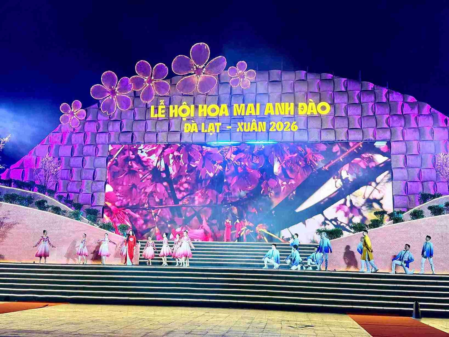 Lễ hội hoa hoa Mai Anh Đào