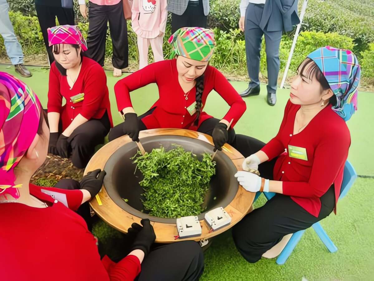 Chương trình nghệ thuật “Đêm nghệ thuật Hương Trà Thái Nguyên”