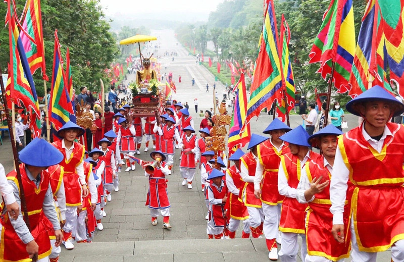 Tham quan Đền Hùng – tìm về cội nguồn dân tộc