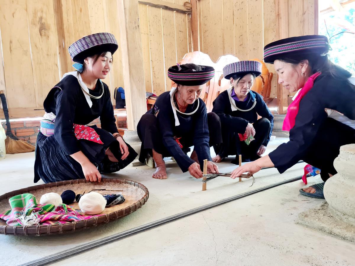 Không gian nghề thủ công truyền thống Lào Cai