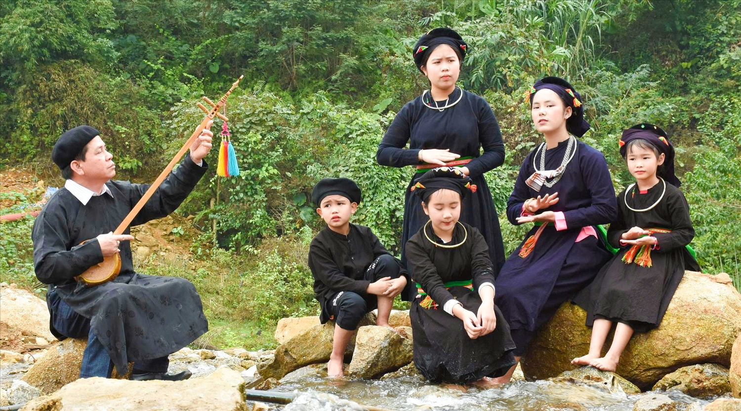 Giao lưu Then – Đàn tính, âm sắc văn hóa Tày