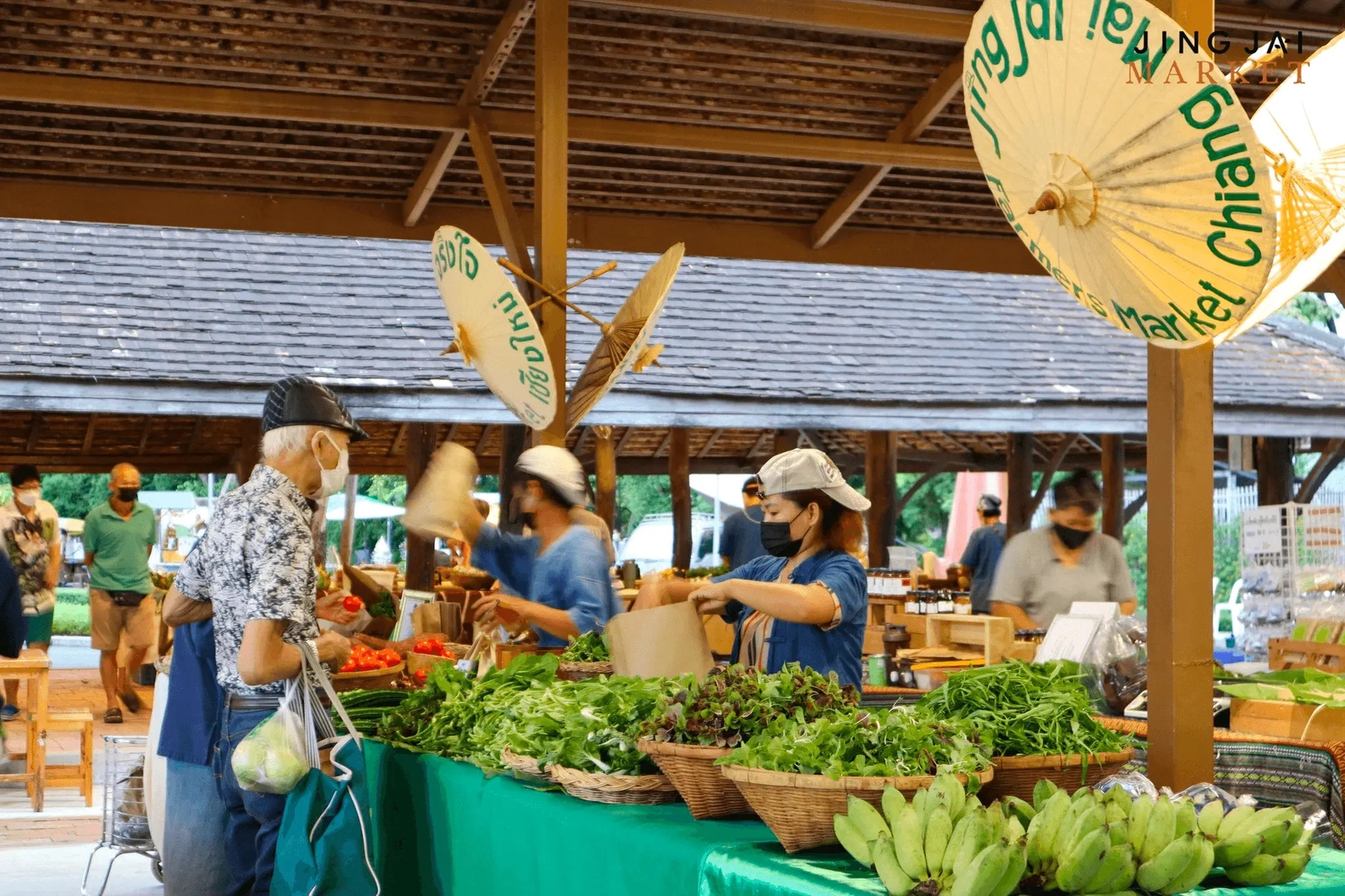 Phiên chợ nông sản xanh cuối tuần