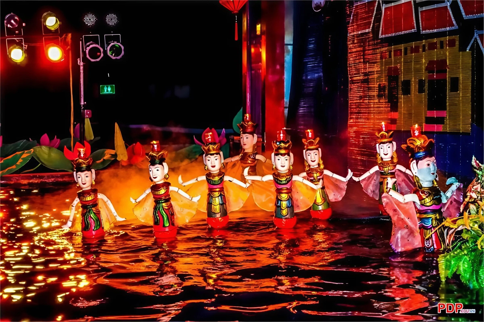 Biểu diễn nghệ thuật tại Nhà hát Múa rối Thăng Long