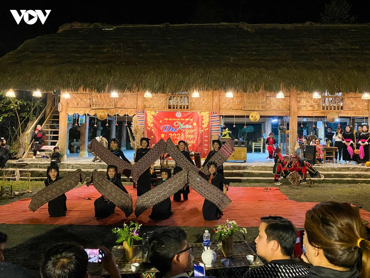 Đêm hội văn hóa Đất Tổ
