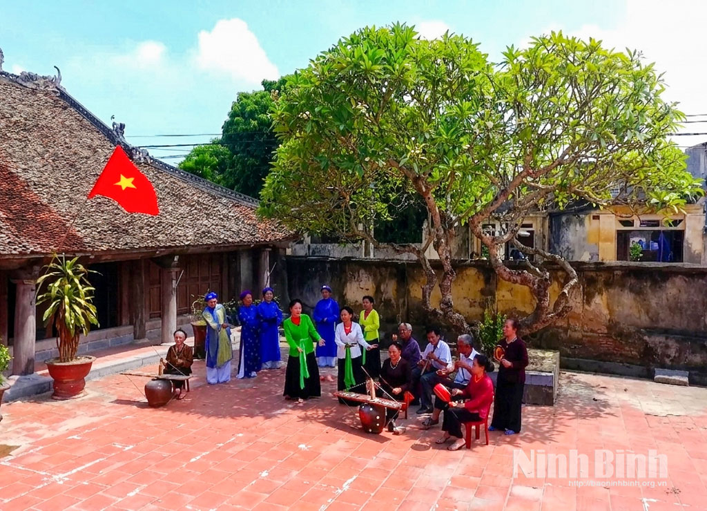 Giao lưu hát Trống quân – Tiếng hát giao duyên vùng quê