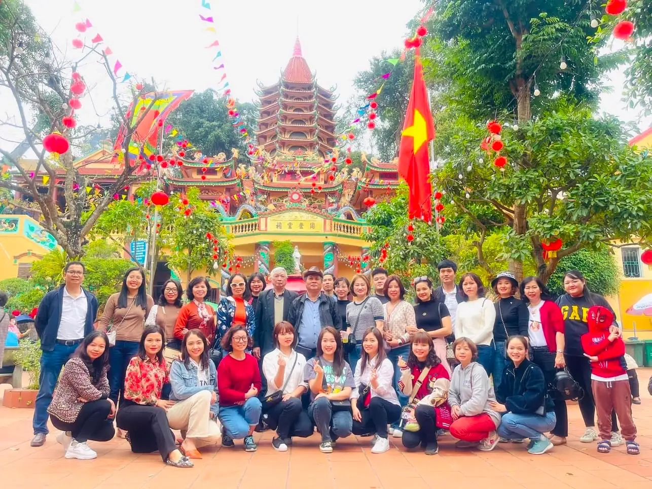 Miễn phí tham quan Đền Mẫu Đồng Đăng