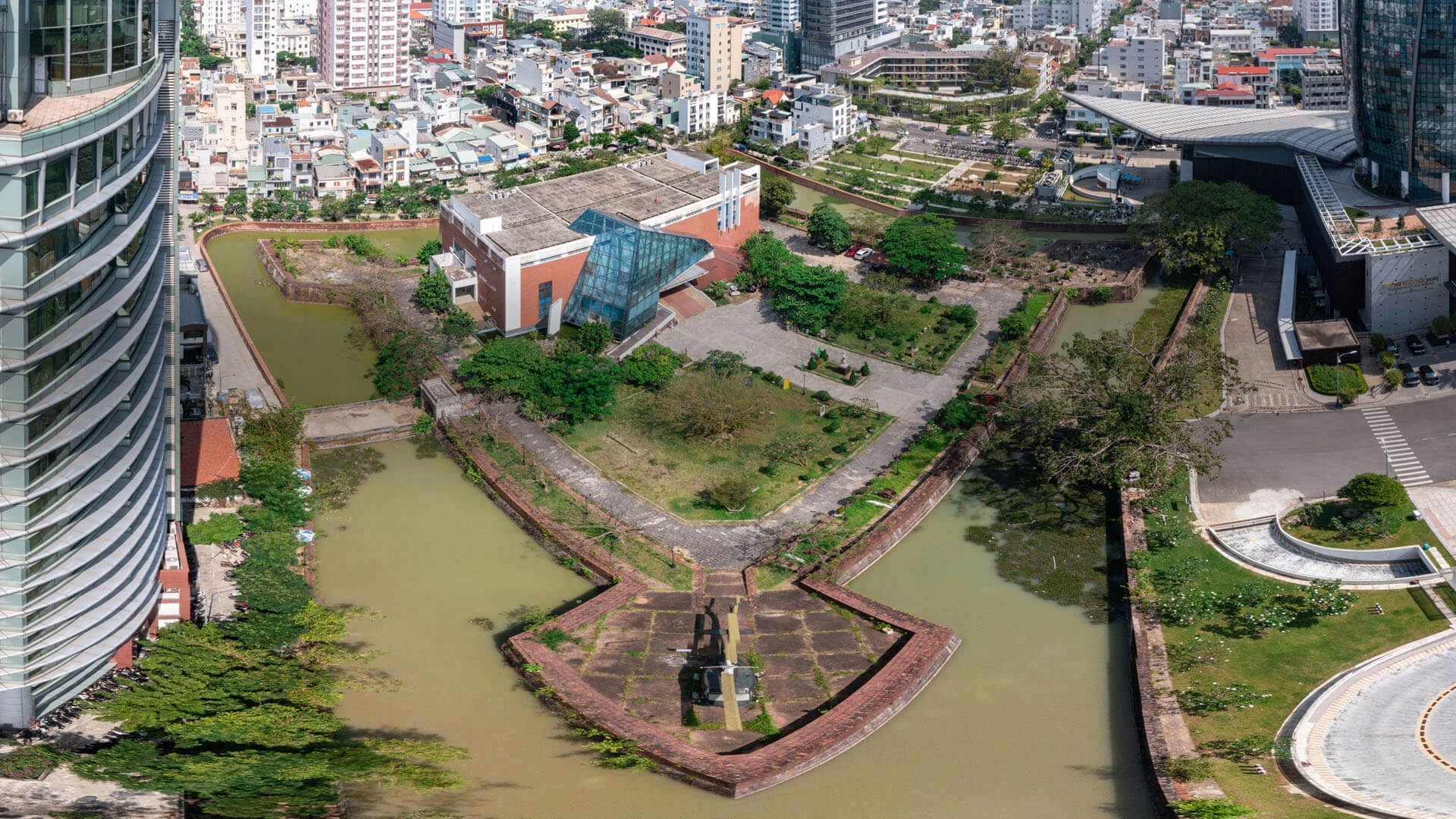 Miễn phí tham quan Thành Điện Hải