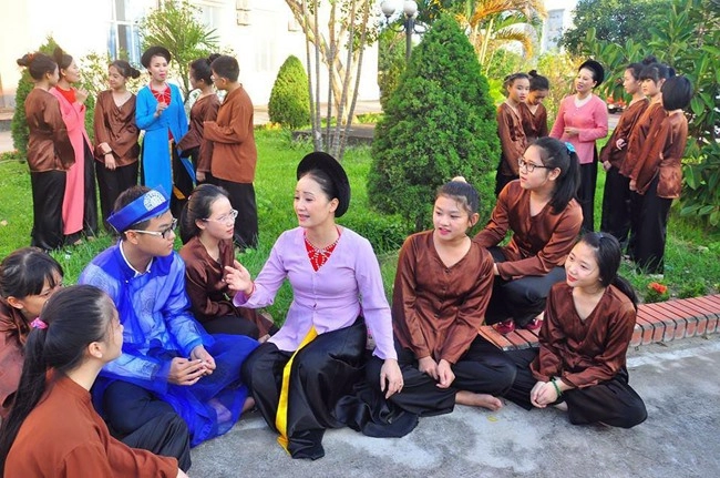 Ngày hội cộng đồng “Về miền Ví, Giặm”