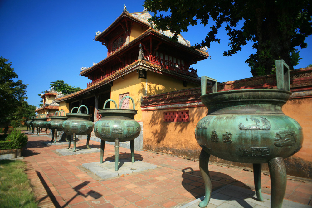 Triển lãm “Cửu Đỉnh triều Nguyễn – Trải nghiệm di sản bằng công nghệ số”