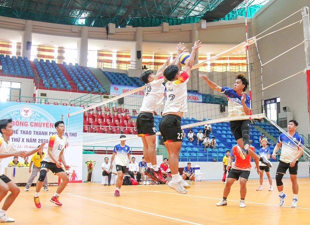 Ngày hội thể thao “Khỏe cùng Tây Đô”
