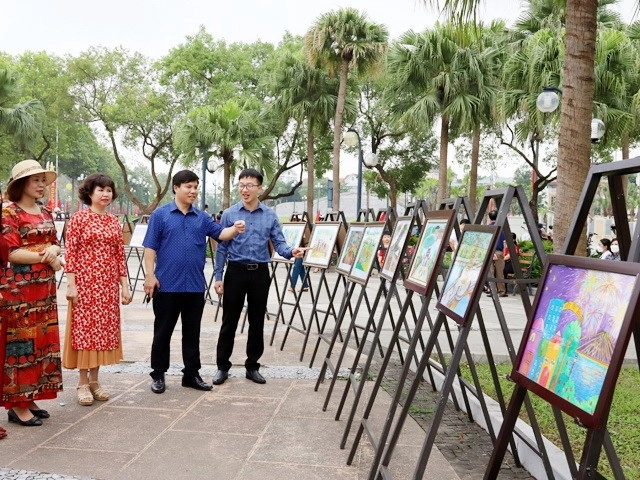 Triển lãm “Ảnh và tranh nghệ thuật Phú Thọ”