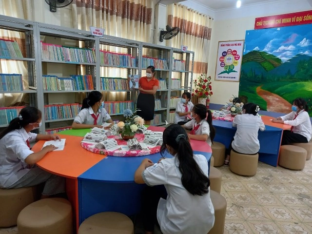 Không gian sách “Điện Biên qua những trang sách”
