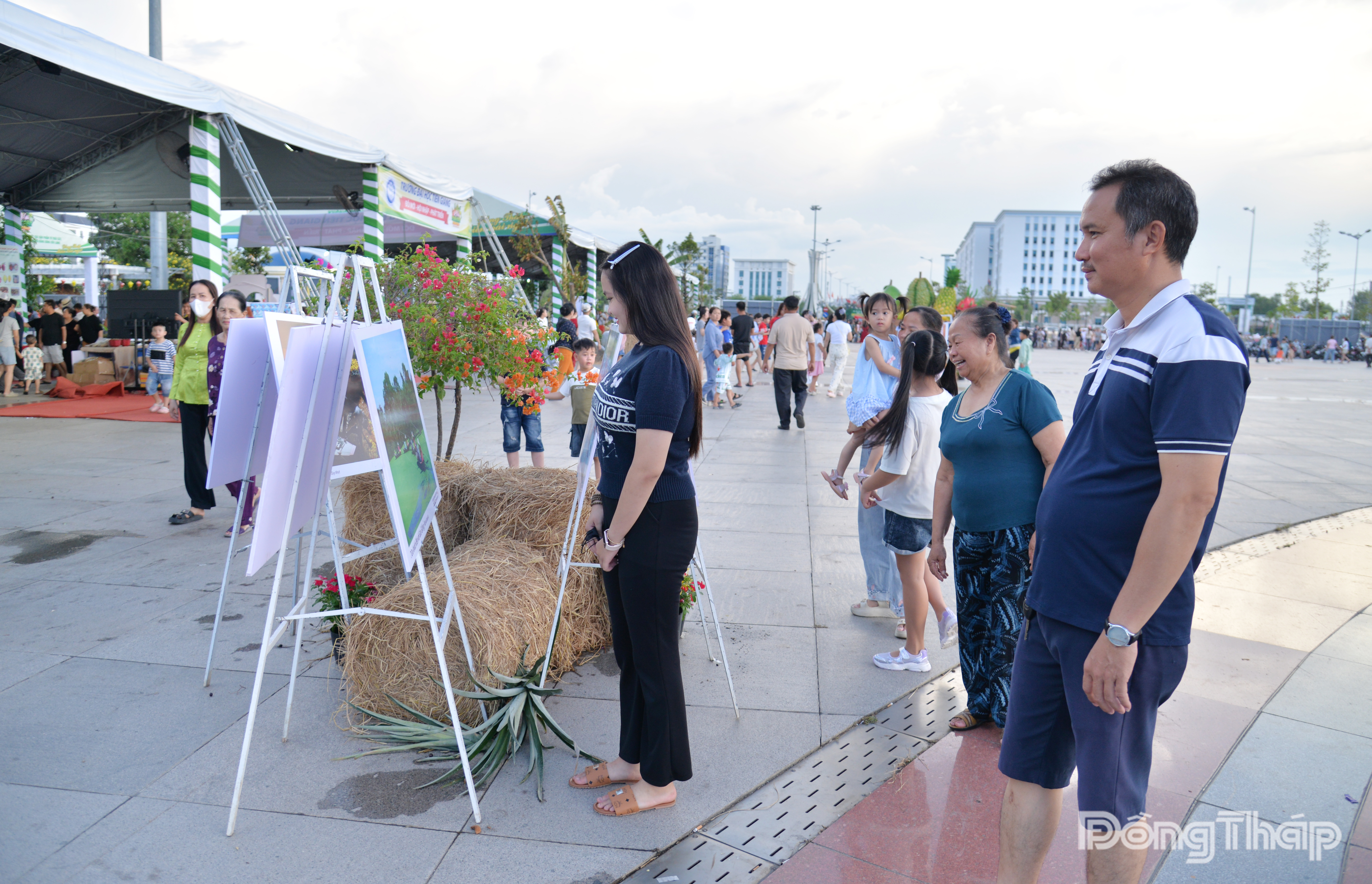 Triển lãm “Đồng Tháp – Đất và Người”