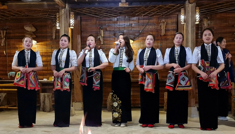 Âm vang bản Thái – Khắp, nhạc cụ và vòng múa cộng đồng