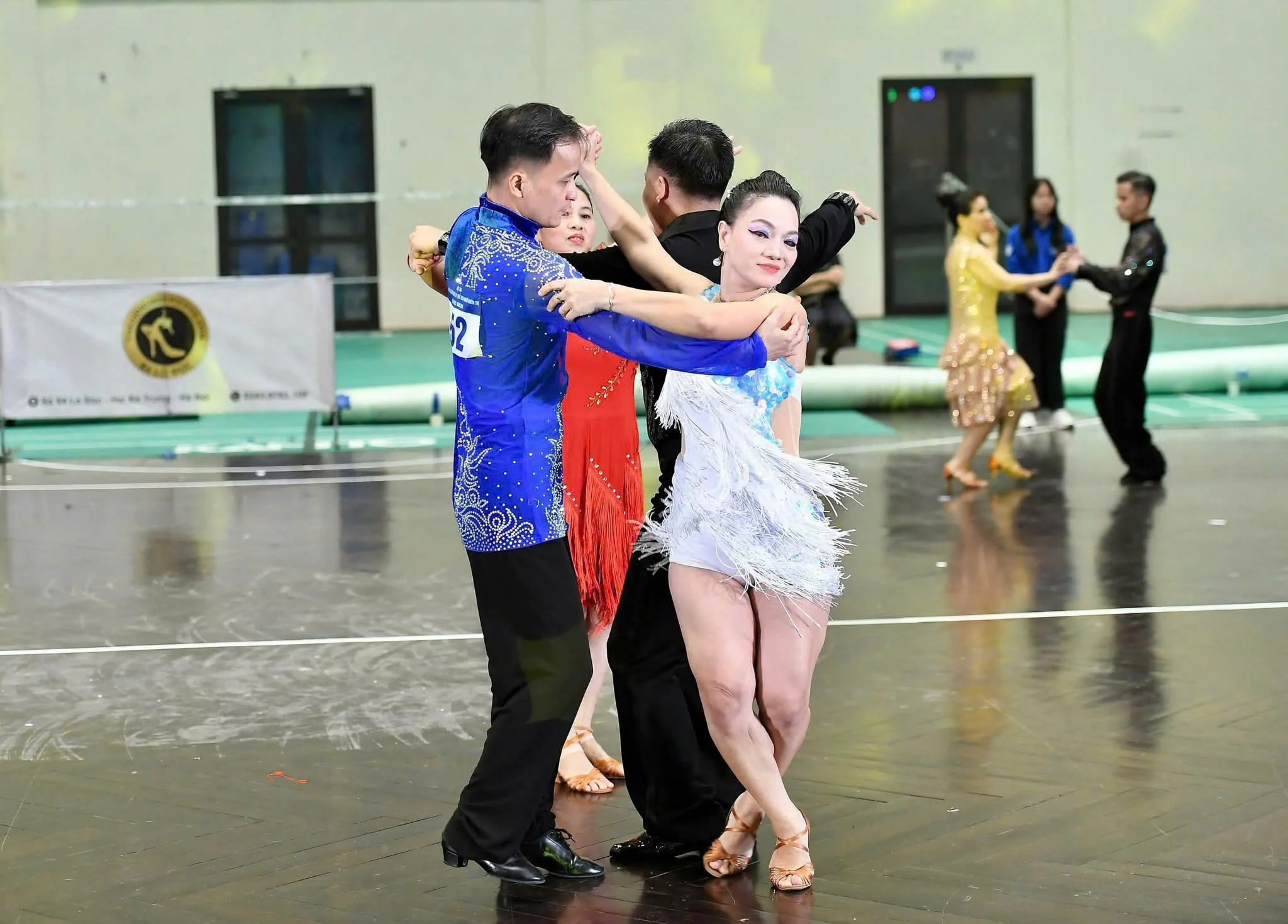 Giao lưu các câu lạc bộ Dân vũ và Khiêu vũ thể thao