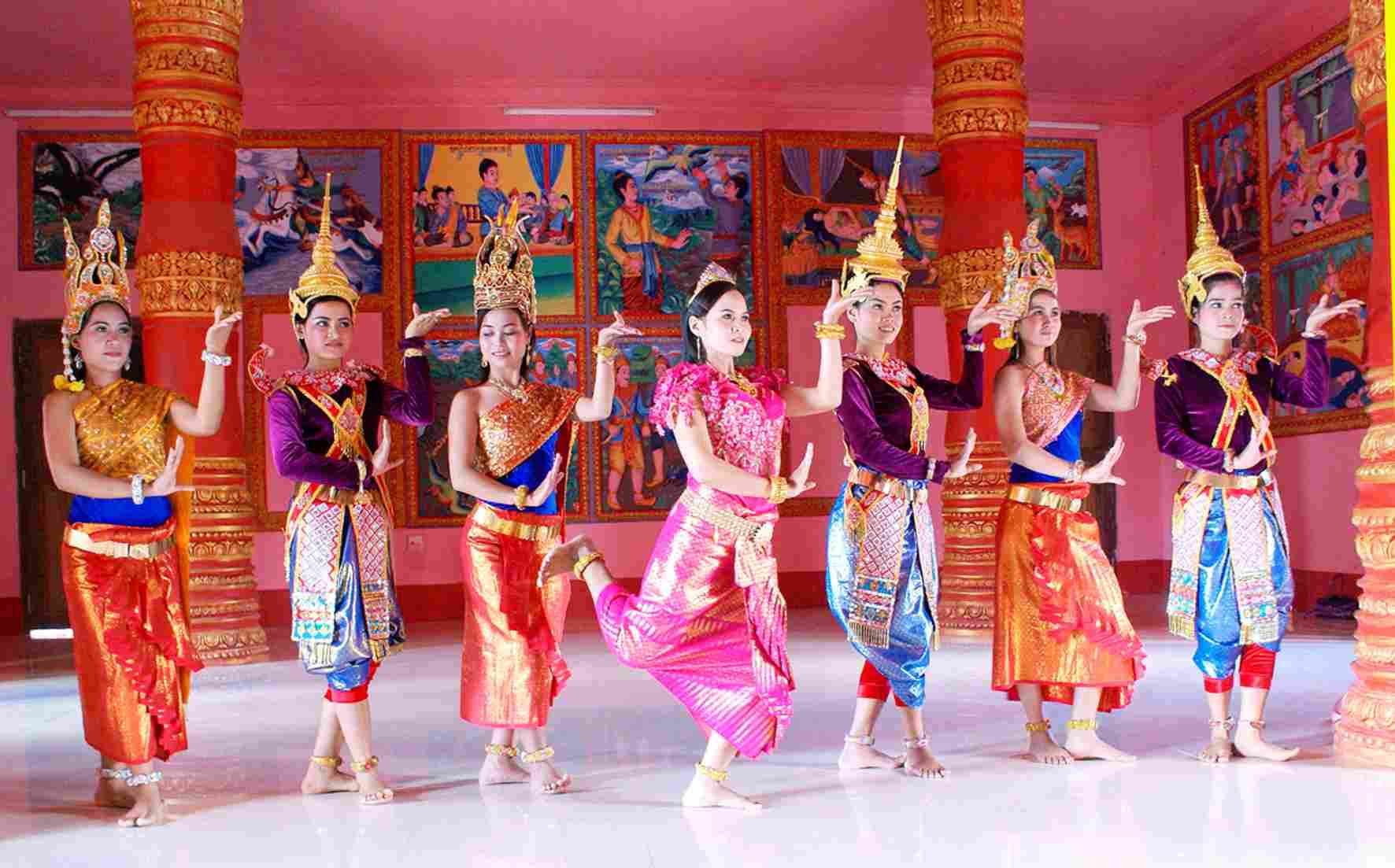 Đêm hội Giao lưu văn hóa Khmer