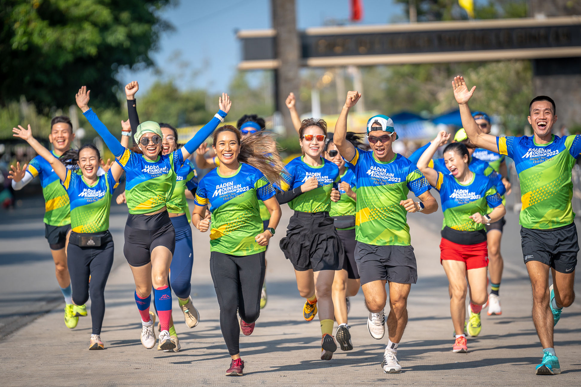 Giải chạy Marathon "Chinh phục đỉnh núi Bà Đen"