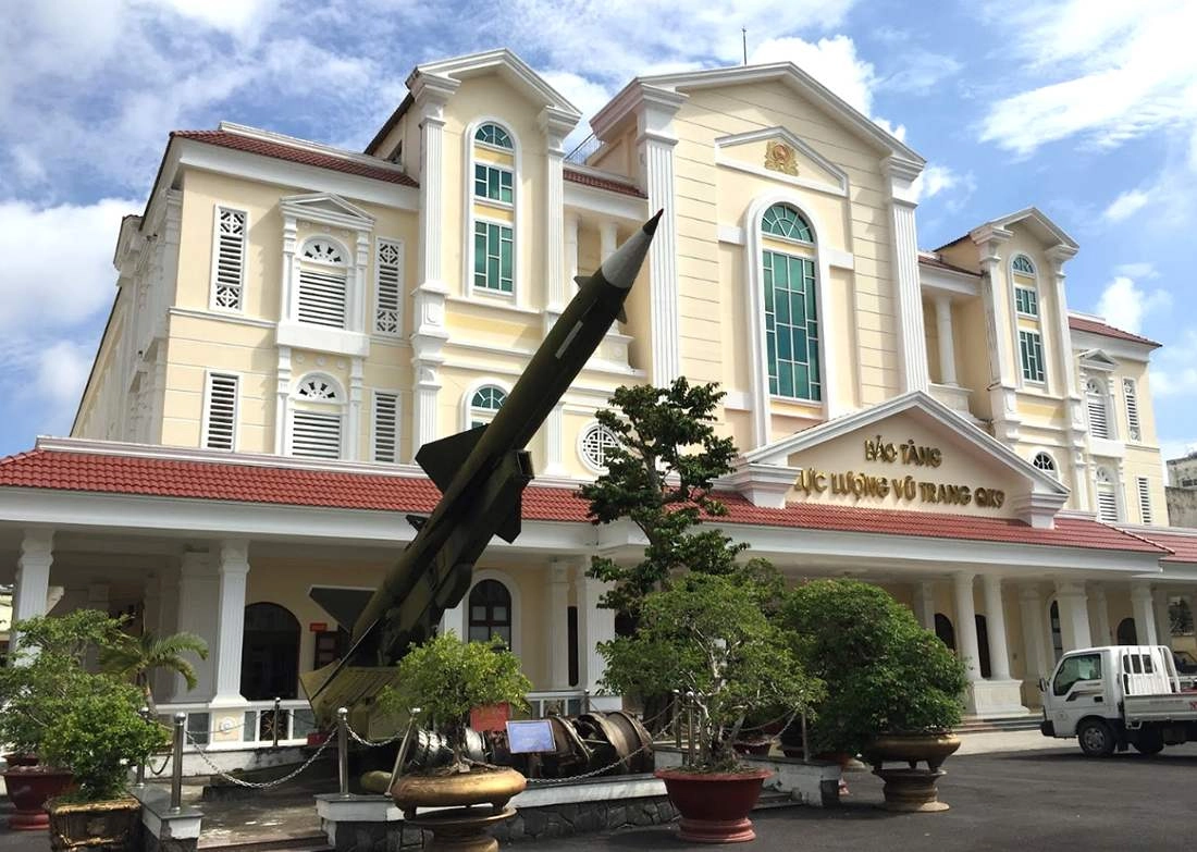 Miễn phí tham quan Bảo tàng Quân khu 9