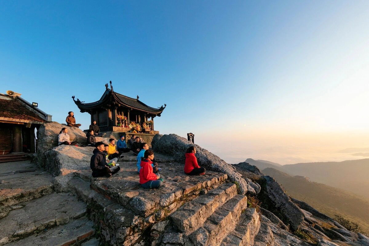 Miễn phí tham quan Khu di tích và danh thắng Yên Tử