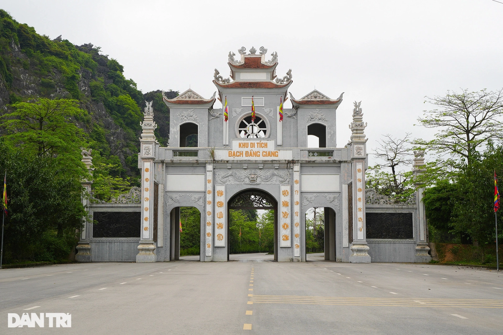 Miễn phí tham quan Khu di tích Bạch Đằng Giang