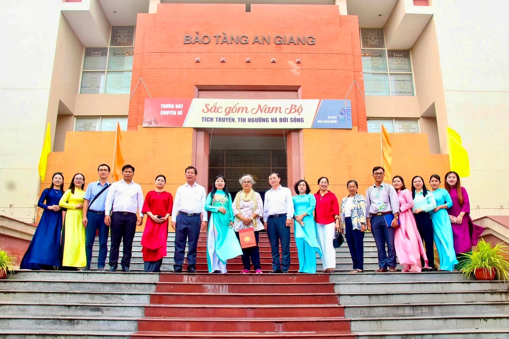 Khám phá lịch sử An Giang tại Bảo tàng An Giang
