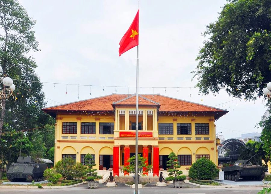Tìm hiểu lịch sử tại Bảo tàng tỉnh Vĩnh Long